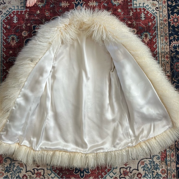 Vintage 90s White Tibetan Fur Coat - Picture 5 of 8
